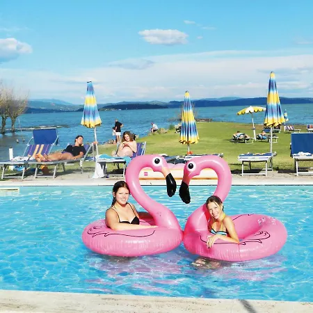 바디아차 빌리지 캠핑 홀리데이파크 4*