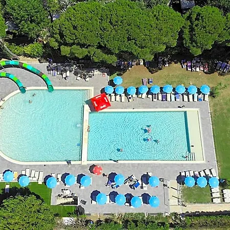 פארק נופש Badiaccia Village קאסטיגליונה דל לאגו