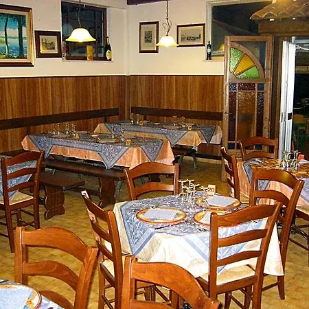 Badiaccia Village פארק נופש קאסטיגליונה דל לאגו